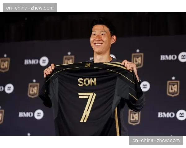 官方：韩国球星孙兴慜自由转会加盟利雅得新月